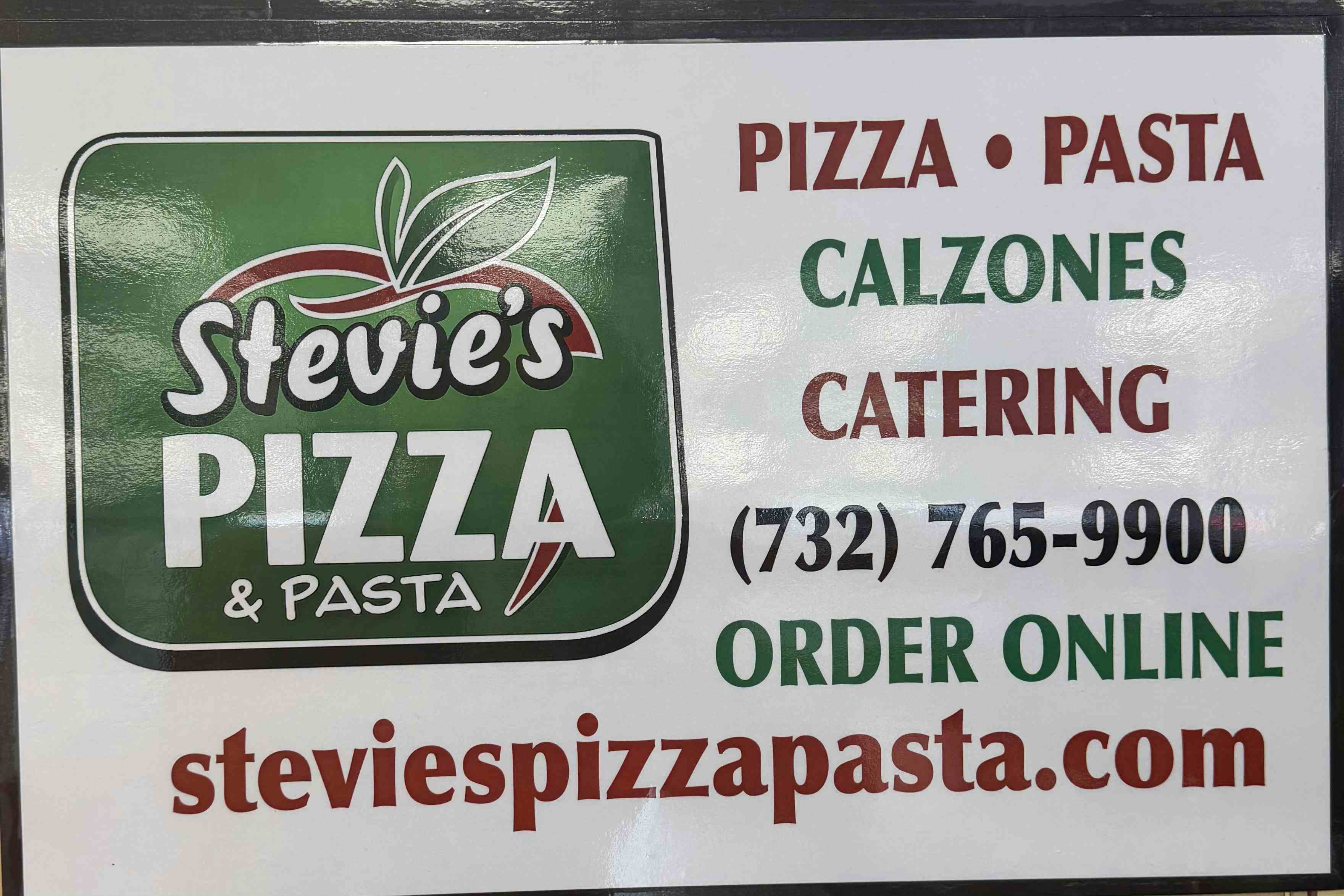 Stevies Pizza & Pasta logo
