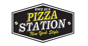 Pizza Station 826 Logo